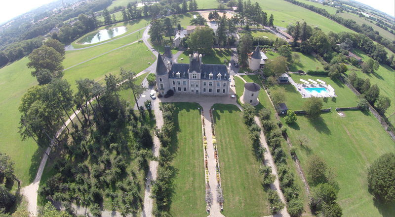 Hotel Chateau De La Barbiniere Saint-Laurent-sur-Sevre Ngoại thất bức ảnh